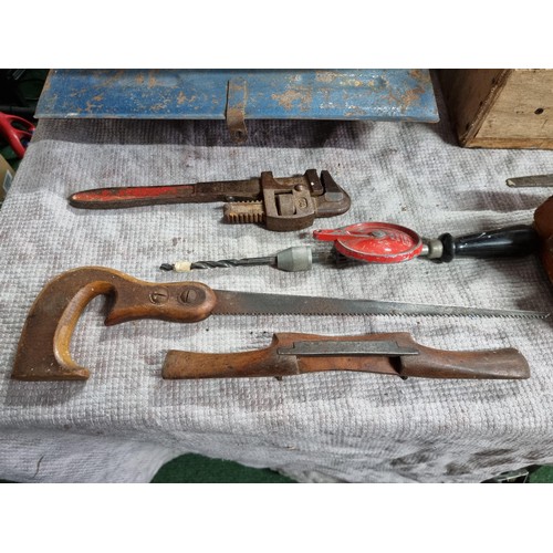 67 - Large wooden carpenters tool box full of carpenters tools inc some good quality vintage hand saws, w... 