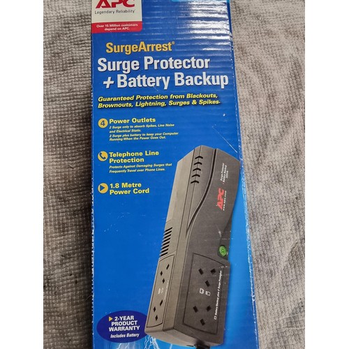 86 - Boxed APC surge protector+ battery backup for protection against blackouts etc in good condition