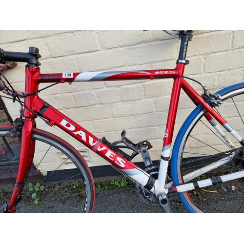 104 - Good quality Dawes Giro 300 adults road racing bike in red with a light weight aluminium frame wih 2... 