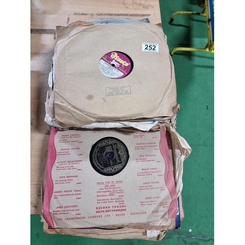 252 - Large quantity of approx 70x vintage 78 records