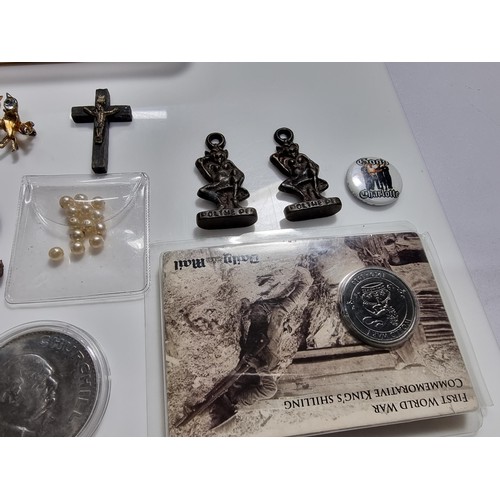 334 - Reproduction WW1 brass Christmas tin full of collectables and coins