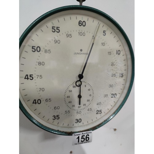 156 - An antique Junghans timer clock from the 1960's for dark rooms, in full working order. Diameter 21cm... 