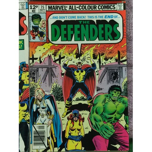 459 - A collection of 21, mainly Marvel and DC comics including, The Defenders, Superman, Superboy, Scaven... 