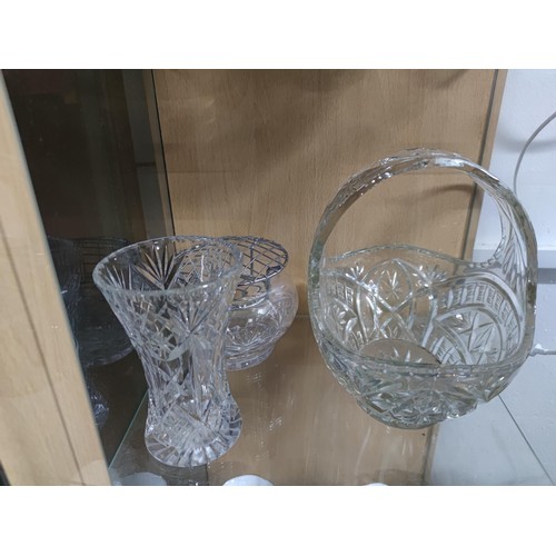 469 - A quantity of glassware and china including a 20 piece Royal Vale part tea set, a quantity of cut gl... 