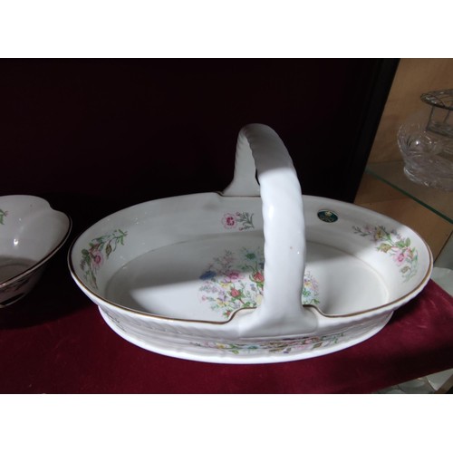 471 - A quantity of 3 Aynsley wild tudor fine bone china bowls, one in the design of a wicker basket.
Larg... 