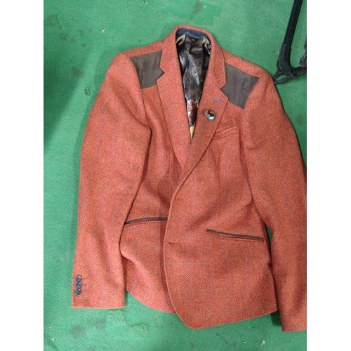 326 - A ladies next (size 14) Cheetah pattern coat with a lea stein style brooch to the lapel,
a tweed ter... 