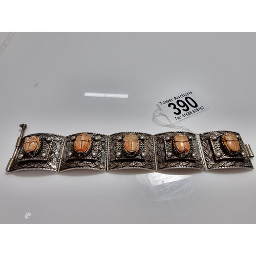 Lot 390       
