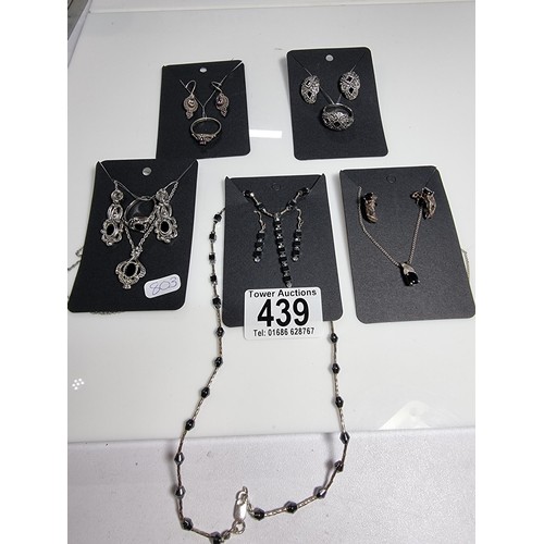 Lot 439       