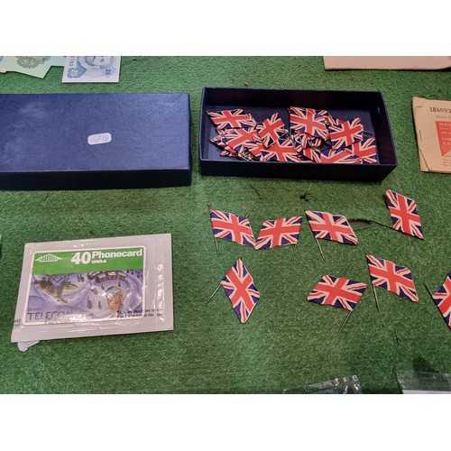440 - a quantity of ephemera including world bank notes, marriage certificate, small jubilee flags, kensit... 