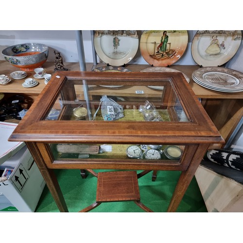 440B - A good quality antique vitrine display case. Solid mahogany with string inlay. In excellent conditio... 