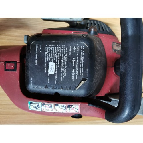 21 - Sovereign chainsaw in full working order complete with a 14in blade, model number SCS 38