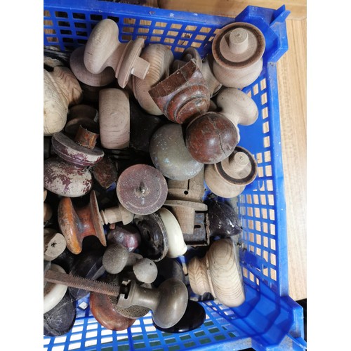 32 - 2x boxes of furniture items inc a large quantity of vintage door knobs, vintage yale locks along wit... 