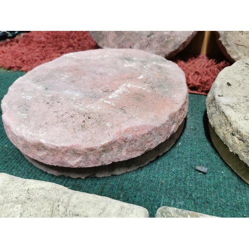 53 - Quantity of 7x garden paving stepping stones along with a 4x piece set of slabs that make the square... 