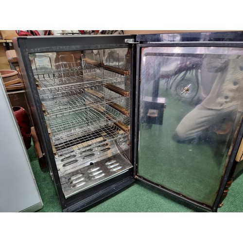 457 - The original Bradley Smoker, for smoking meats and foods model no BS611EU in excellent clean conditi... 