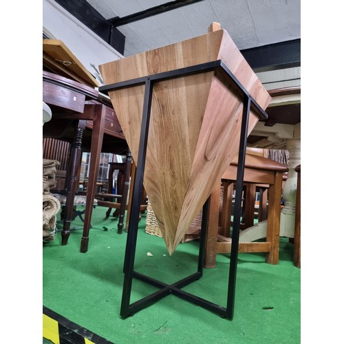 466 - Unusual solid wood lamp table with the wood in the shape of an inverted pyramid sitting in a black m... 