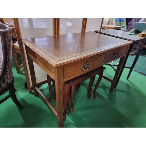 473 - Good quality solid light oak desk with a leather top and two drawers with ornate brass handles of go... 