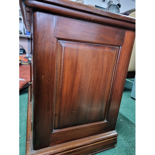 478 - Fine quality solid Brazilian rosewood TV cabinet of solid construction with two panelled drawers to ... 