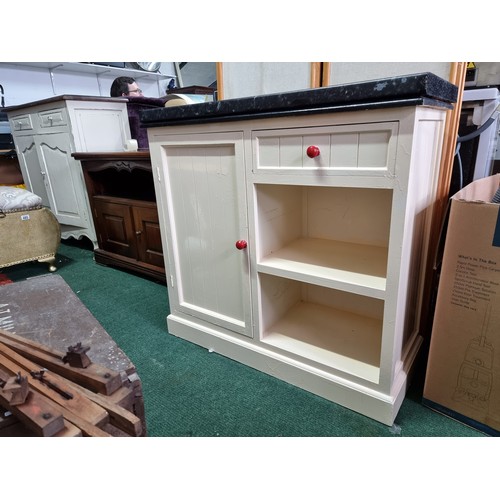 481 - Good quality vintage cream painted kitchen unit with a solid thick work top featuring red painted ha... 