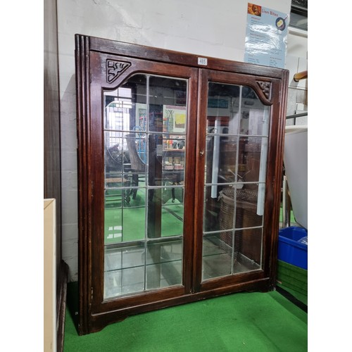 485 - Vintage good quality oak display cabinet with lead glazed windows with lockable two doors revealing ... 