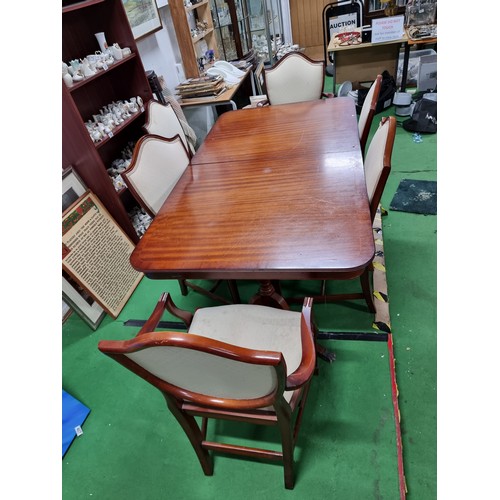 492 - Beresford & Hicks extending mahogany dining table with a set of four plus 2 carver chairs matching w... 