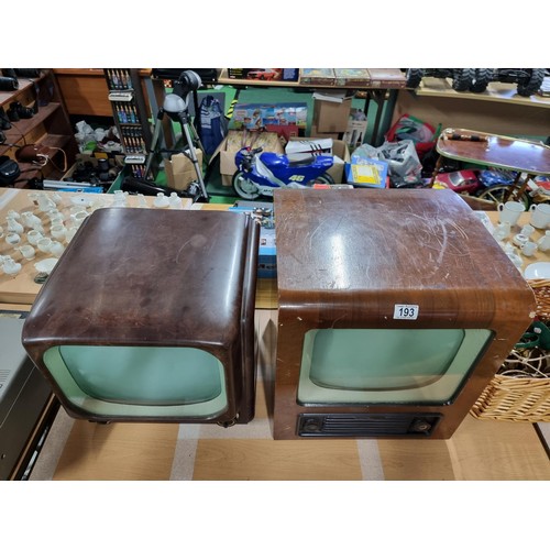 193 - 2 very collectable early vintage Bush tv's including a Bakelite model TV62 and a wooden cased tv mod... 