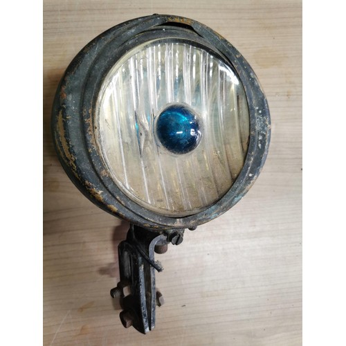 30 - 3x vintage car spot lights along with 2x wing mirrors, one is off a Morris minor and the other is a ... 