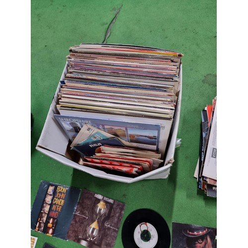 251 - A very large collection of various vinyl 45rpm single records, including bands Marillion, Kayleigh, ... 