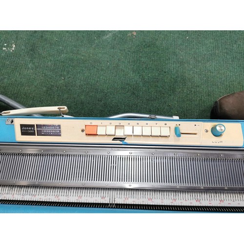 77 - Jones Knitmaster model KH-588 along with stand, magazines, quantity of accessories etc