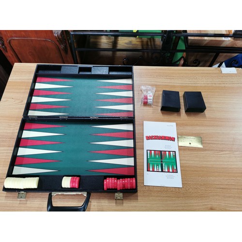 114 - Vintage good quality Backgammon set complete with instructions by Design Philipp box makers for Roya... 