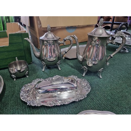 256 - Large collection in 3 boxes of silver plated and pewter items, including plates, box of silver plate... 