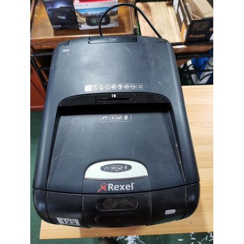 123 - Rexel model R100x will take maximum of 6 sheets at a time will also do credit cards a heavy duty shr... 