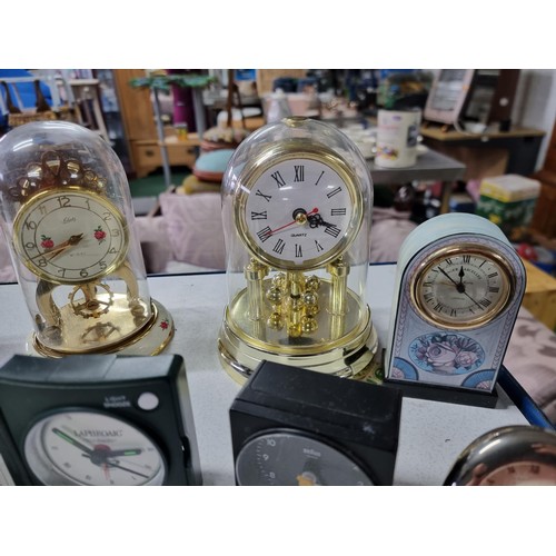 258 - Approx 30  times various desk top clocks including some good Seiko, Laphroaig whisky advertising clo... 