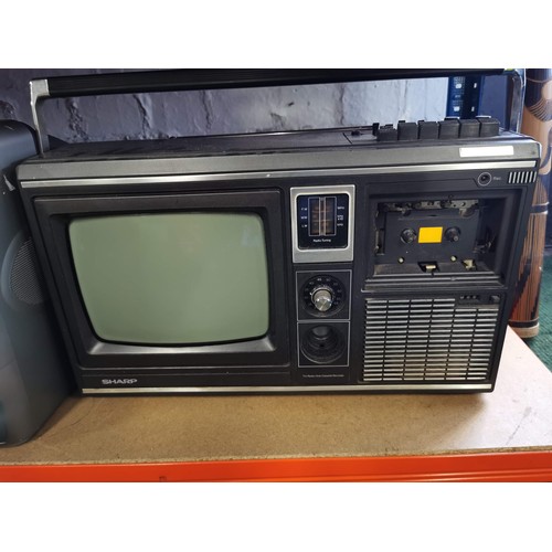 134 - Large collection of 11x various vintage TV's and TV radios of various makers which inc a CRT TV due ... 