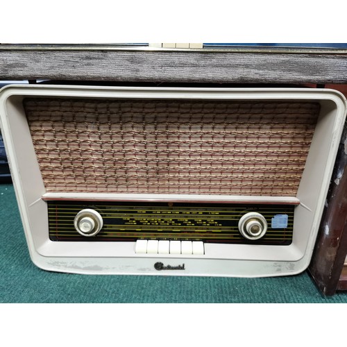 135 - Collection of 4x vintage table top radios inc Bush, Ever Ready, Continental and a Rigonda radio and ... 