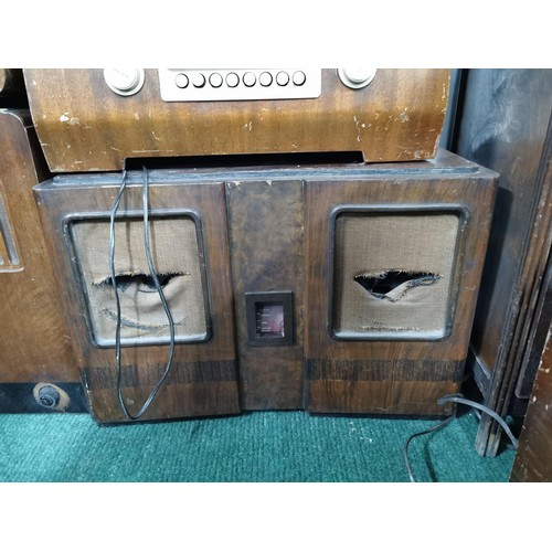 138 - Collection of 9x vintage radios inc Cossor, PYE, Bush etc due to the vintage nature of these items w... 