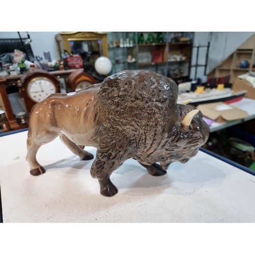 293 - Large impressive Bison figure by Melbaware in excellent condition display well with a height 20cm le... 