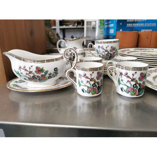 506 - 60 piece Royal Grafton Indian Tree dinner set inc 6 cups, 6x small cups, 6x large cups, cream jug an... 