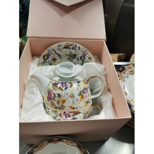 509 - Very large quantity of tea sets inc 12 piece Wedgwood Wild briar set, 15 piece Royal Doulton Frost p... 