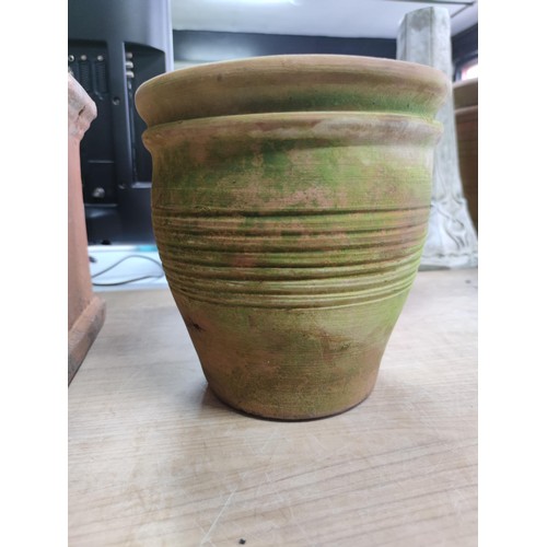 67 - A good quality vintage square terracotta plant pot with draining hole, ivy decoration to the sides, ... 