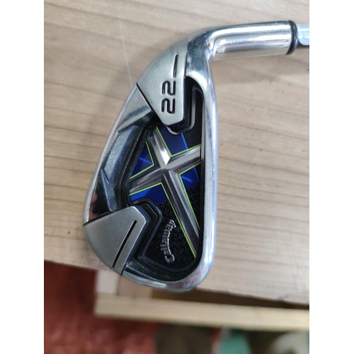 121 - A set of 6 irons by Callaway including 3,4,5,6,8 and 9. Complete with 5 socks, graphite shafts and o... 