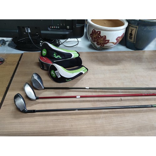 122 - A collection of 3 woods by Callaway including a 3 and 4 wood Big Bertha with steel heads and graphit... 