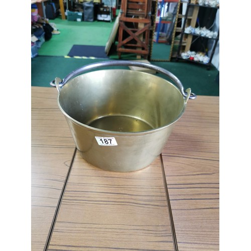 187 - Large brass jam pan in good condition