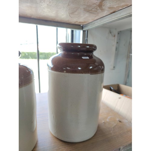 149 - A quantity of 3 stoneware storage jars all in good order. Tallest one has a height of 28cm.