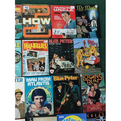 164 - A collection of TV related annuals featuring many vintage TV Series form the 1950's 60's and 70's.
I... 