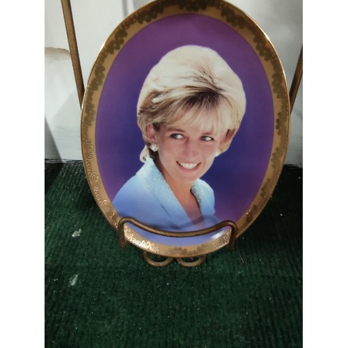 171 - A collection of 4 limited edition Davenport plates relating to the memories of Diana including 