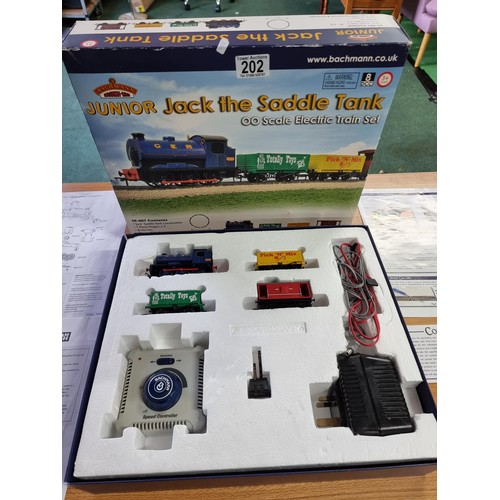 202 - A Bachmann 30-007 junior Jack the saddle tank oo scale electric train set in as new condition.