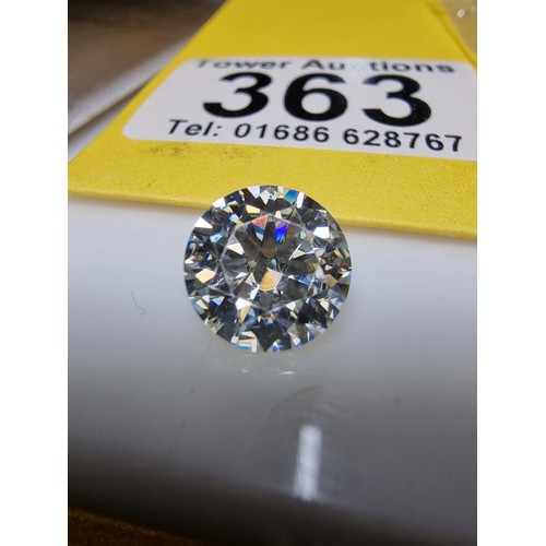 363 - A stunning 4ct moissanite diamond by GRA complete with its full paperwork and grading report. The st... 