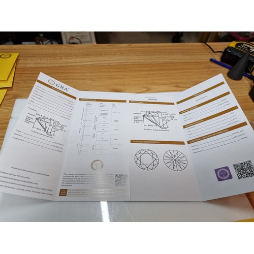 365 - A stunning 6ct moissanite diamond by GRA complete with its full paperwork and grading report. The st... 