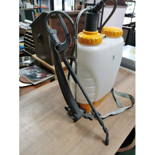 58 - Hozelock large garden sprayer 16l backpack type in good working condition