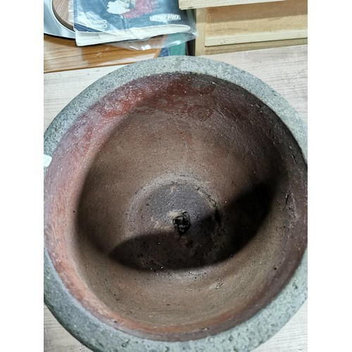 75 - 2 x terracotta plant pots with good aged appearance one is 25cm wide the other 30cm